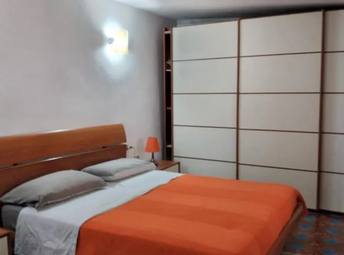 Casa Dante Tatil Evi *